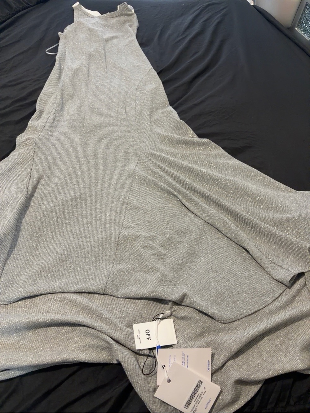 Off-White Silver Metallic Ribbed Tank - Picture 3 of 5